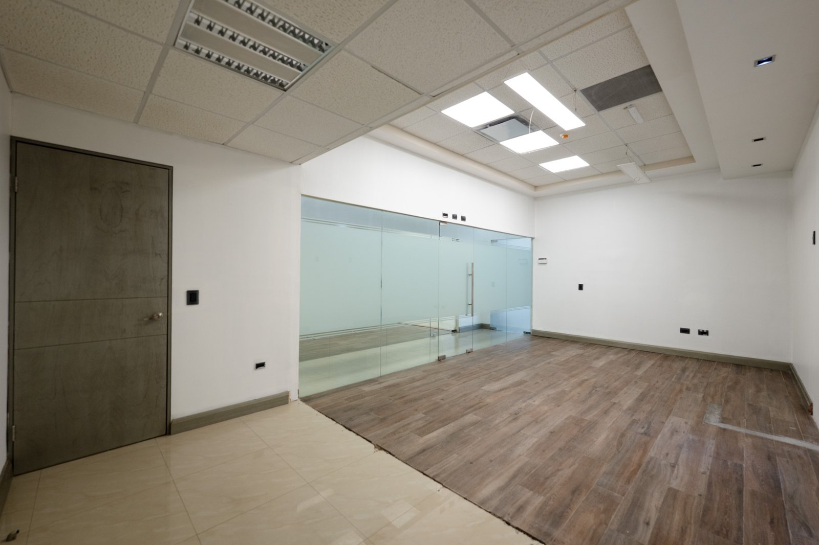 Oficina corporativa en renta en Valle Oriente, Monterrey